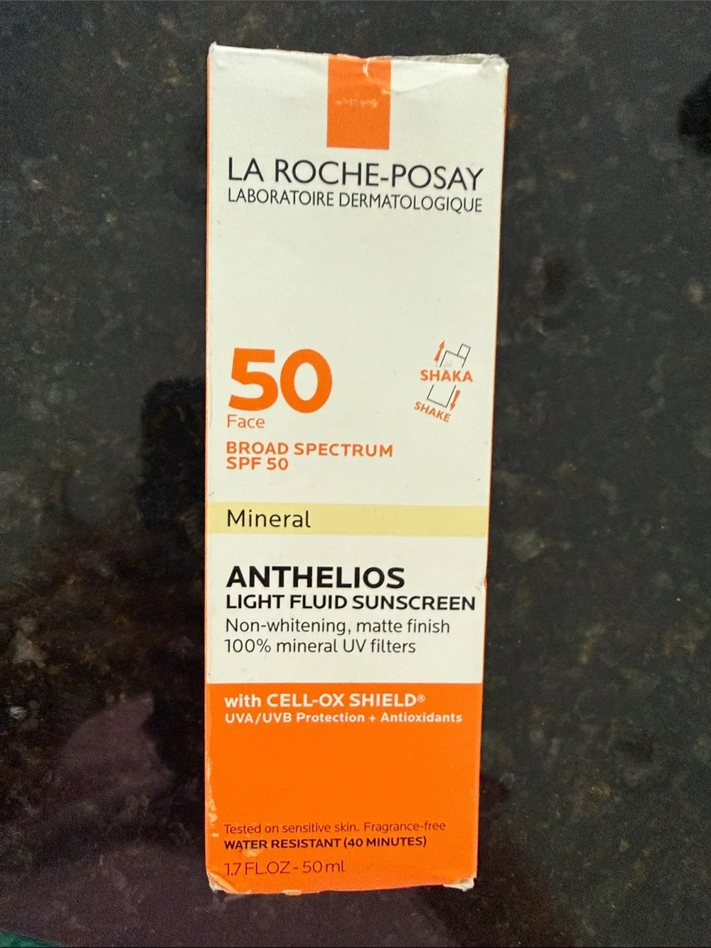 Anthelios Mineral Light Fluid Sunscreen SPF 50 - Orange